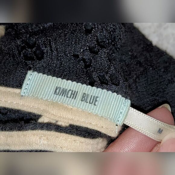 Urban Outfitters Kimchi Racerback crop Top size medium - Picture 3 of 3